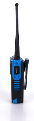 Motorola DP4401 Atex ex - vista lateral conexión de accesorios